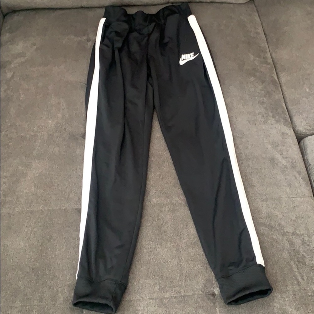 Nike joggers size S women’s